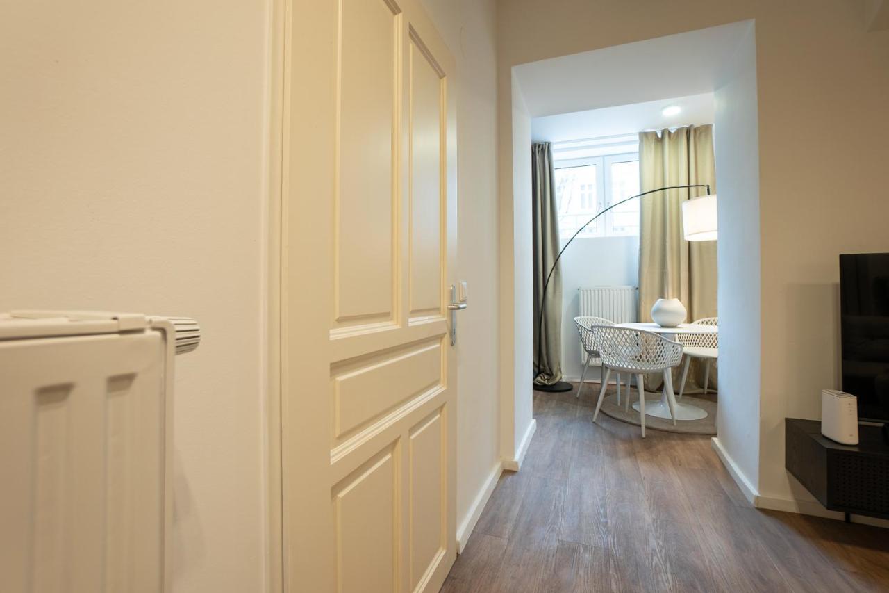 Stylish Apartment With Dedicated Working Space And Super King-Size Bed Located Between City Centre And Donau River Виена Екстериор снимка