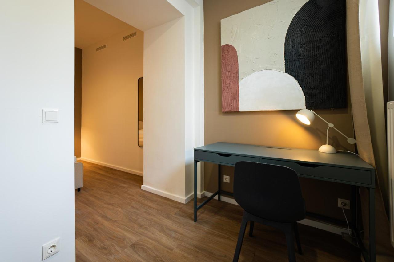 Stylish Apartment With Dedicated Working Space And Super King-Size Bed Located Between City Centre And Donau River Виена Екстериор снимка