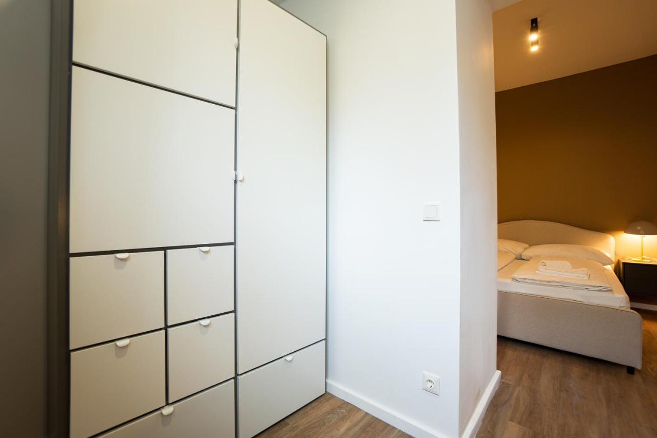 Stylish Apartment With Dedicated Working Space And Super King-Size Bed Located Between City Centre And Donau River Виена Екстериор снимка