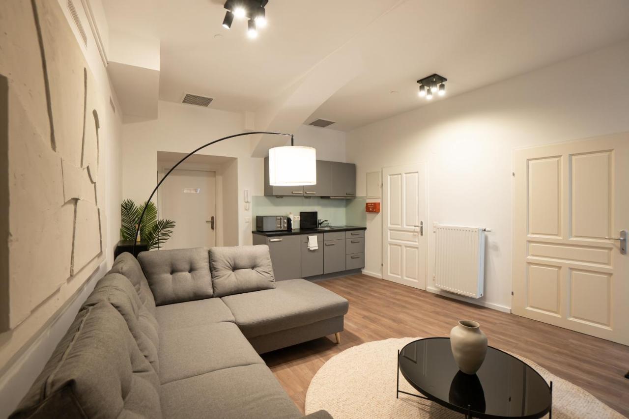 Stylish Apartment With Dedicated Working Space And Super King-Size Bed Located Between City Centre And Donau River Виена Екстериор снимка
